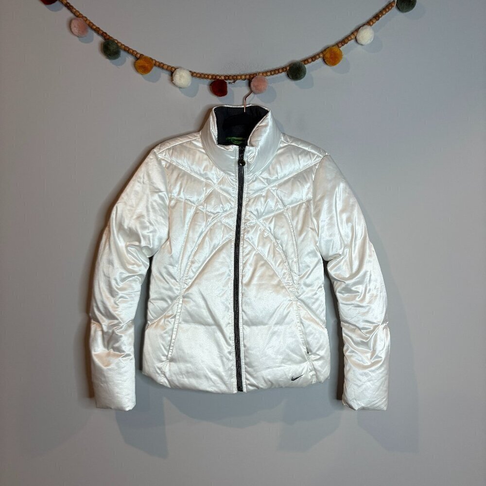 Y2K Nike white down puffer coat